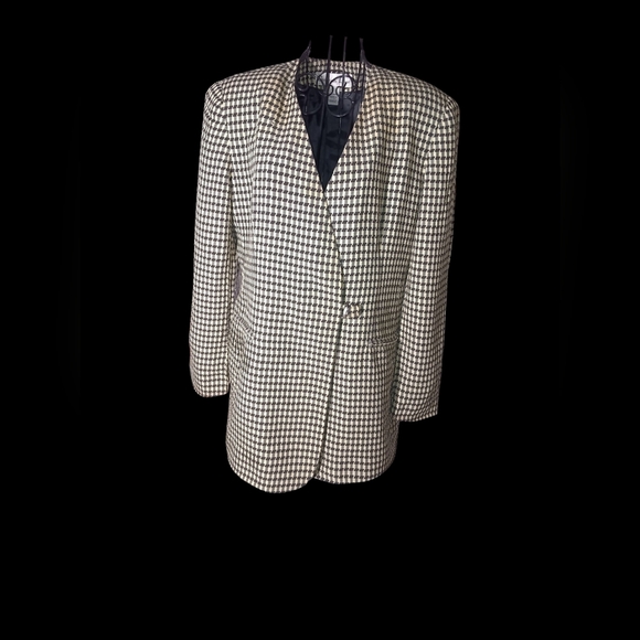 Classic Christian Dior For Women Houndstooth Blazer - Picture 1 of 10